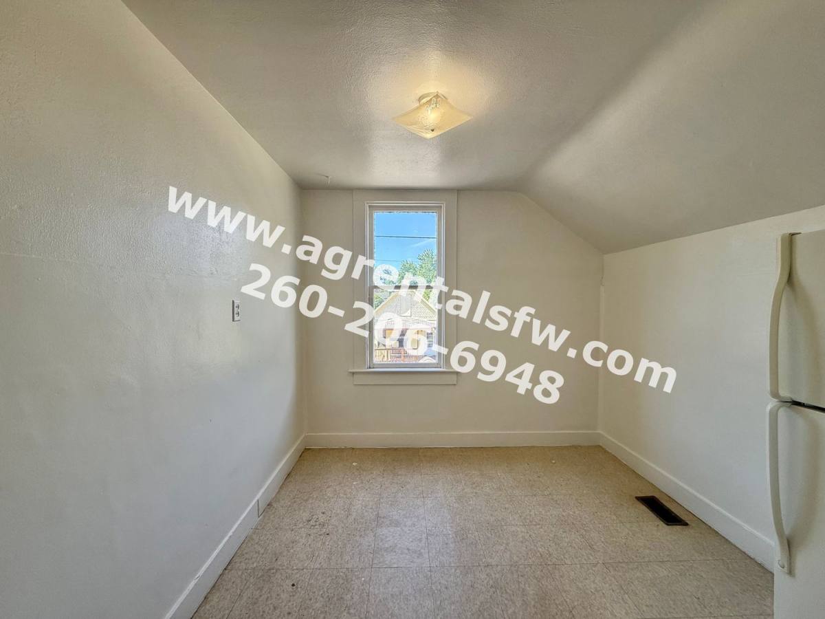 Apartment for rent at 412 Nussbaum Ave, Fort Wayne, IN 46805