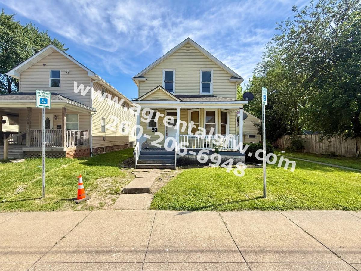 Apartment for rent at 412 Nussbaum Ave, Fort Wayne, IN 46805