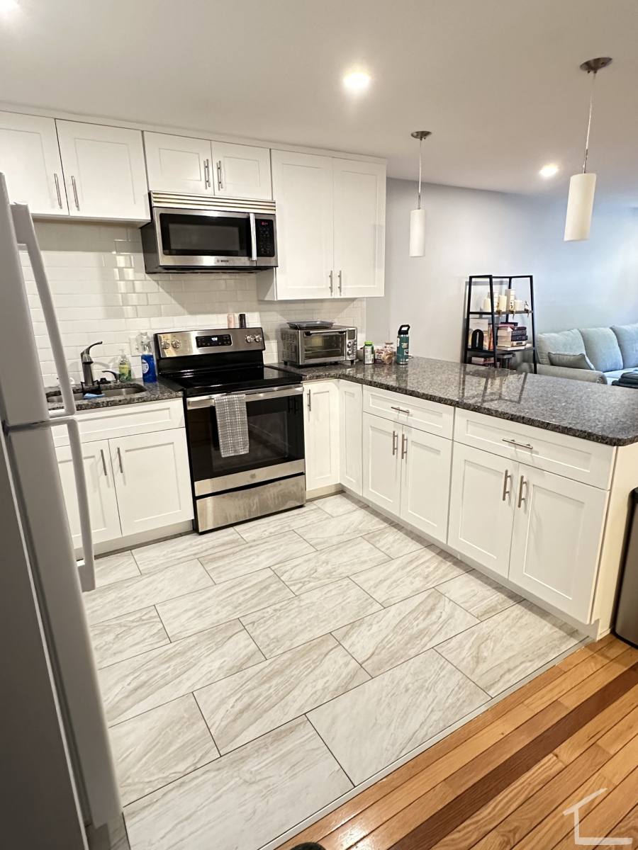 121 Tremont St #420, Brighton, MA 02135 - Apartment for Rent