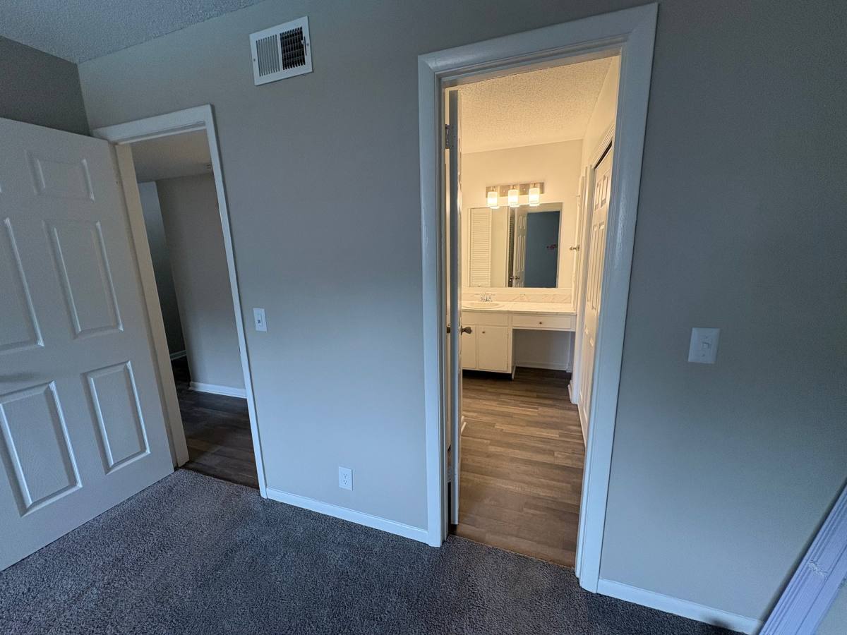 Apartment for rent at 1005 Hickory Hill Lane, Hermitage, TN 37076