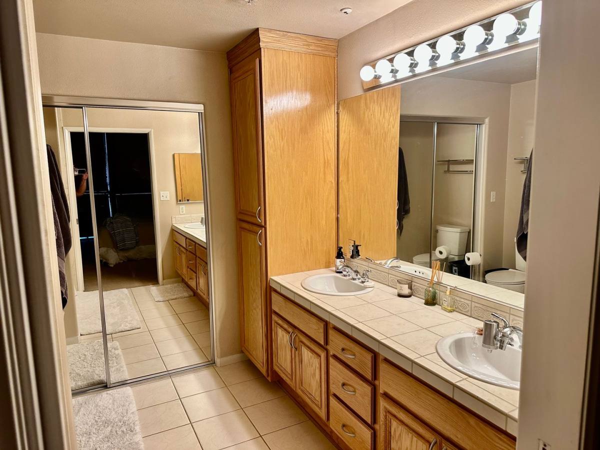 Apartment for rent at 235 Market St, San Diego, CA 92101