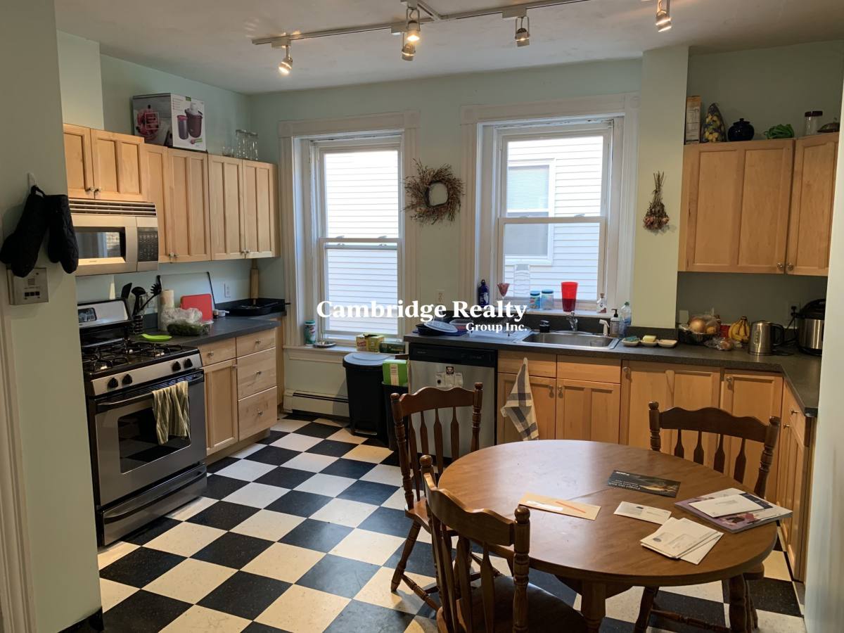 108 Central St #3T, Somerville, MA 02143 - House for Rent - Image 2