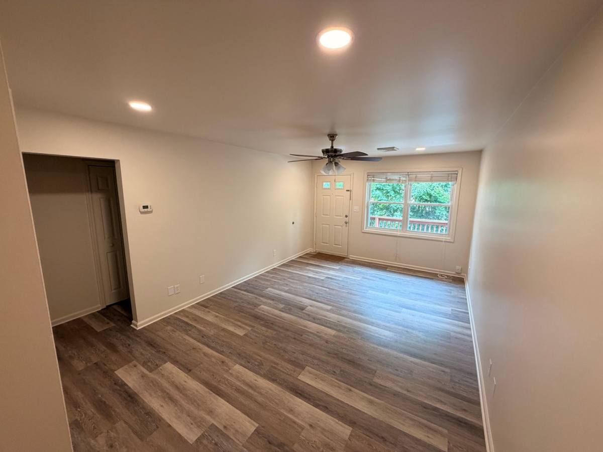 Apartment for rent at 83C Valley Rd, Lancaster, PA 17601