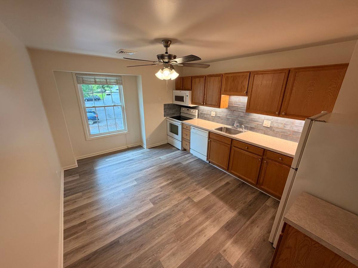 Apartment for rent at 83C Valley Rd, Lancaster, PA 17601