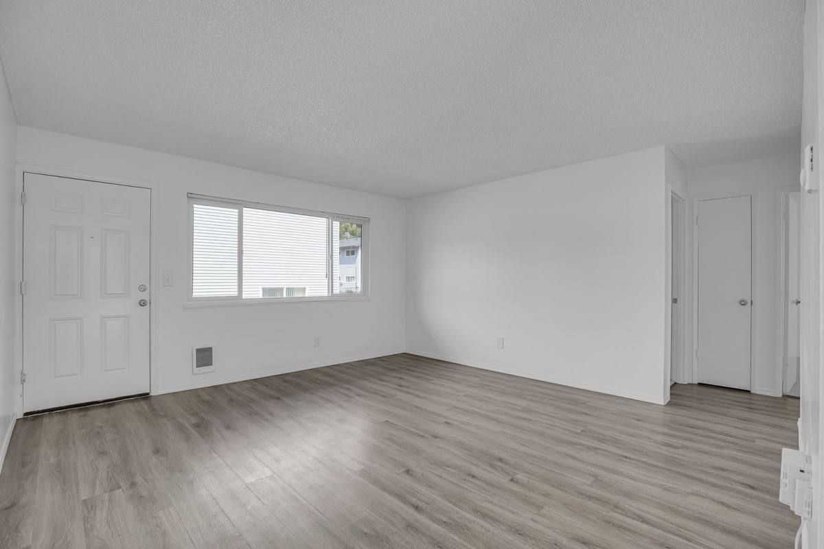 Apartment for rent at 13070 SW Ash Ave, Portland, OR 97223
