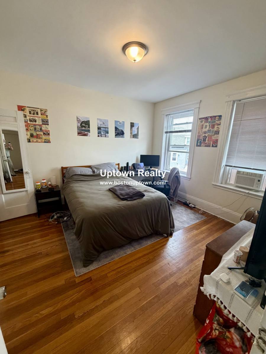 Apartment for rent at 79 Glenville #3, Allston, MA 02134