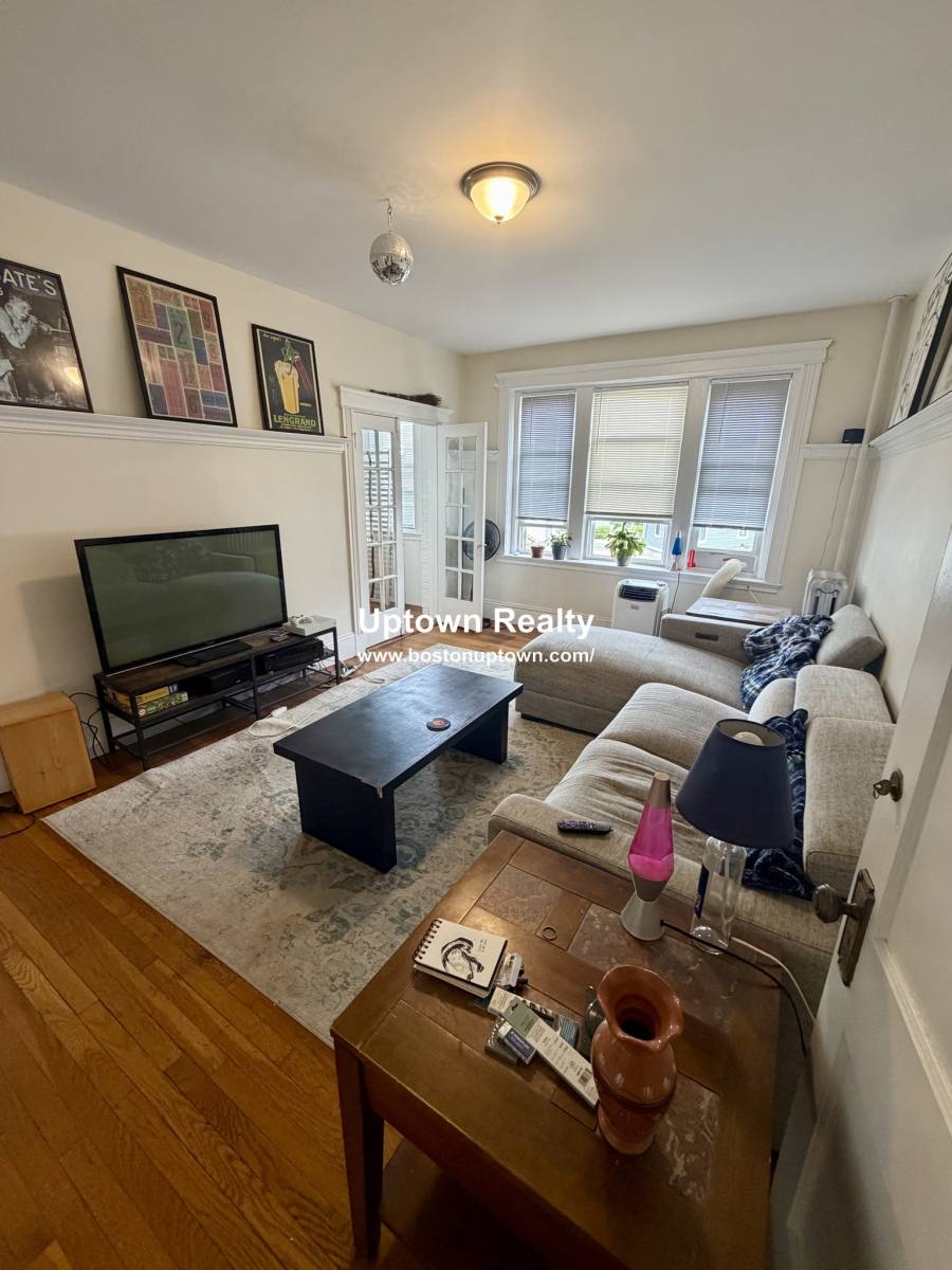 Apartment for rent at 79 Glenville #3, Allston, MA 02134