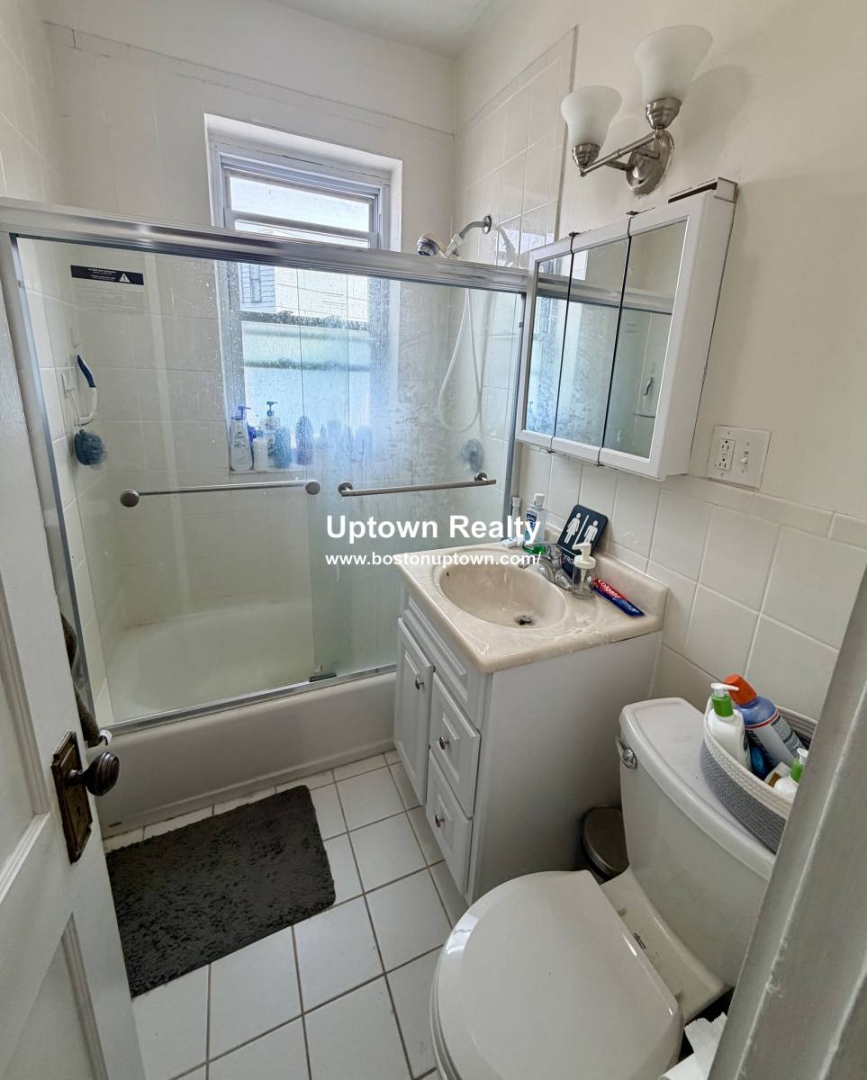 Apartment for rent at 79 Glenville #3, Allston, MA 02134