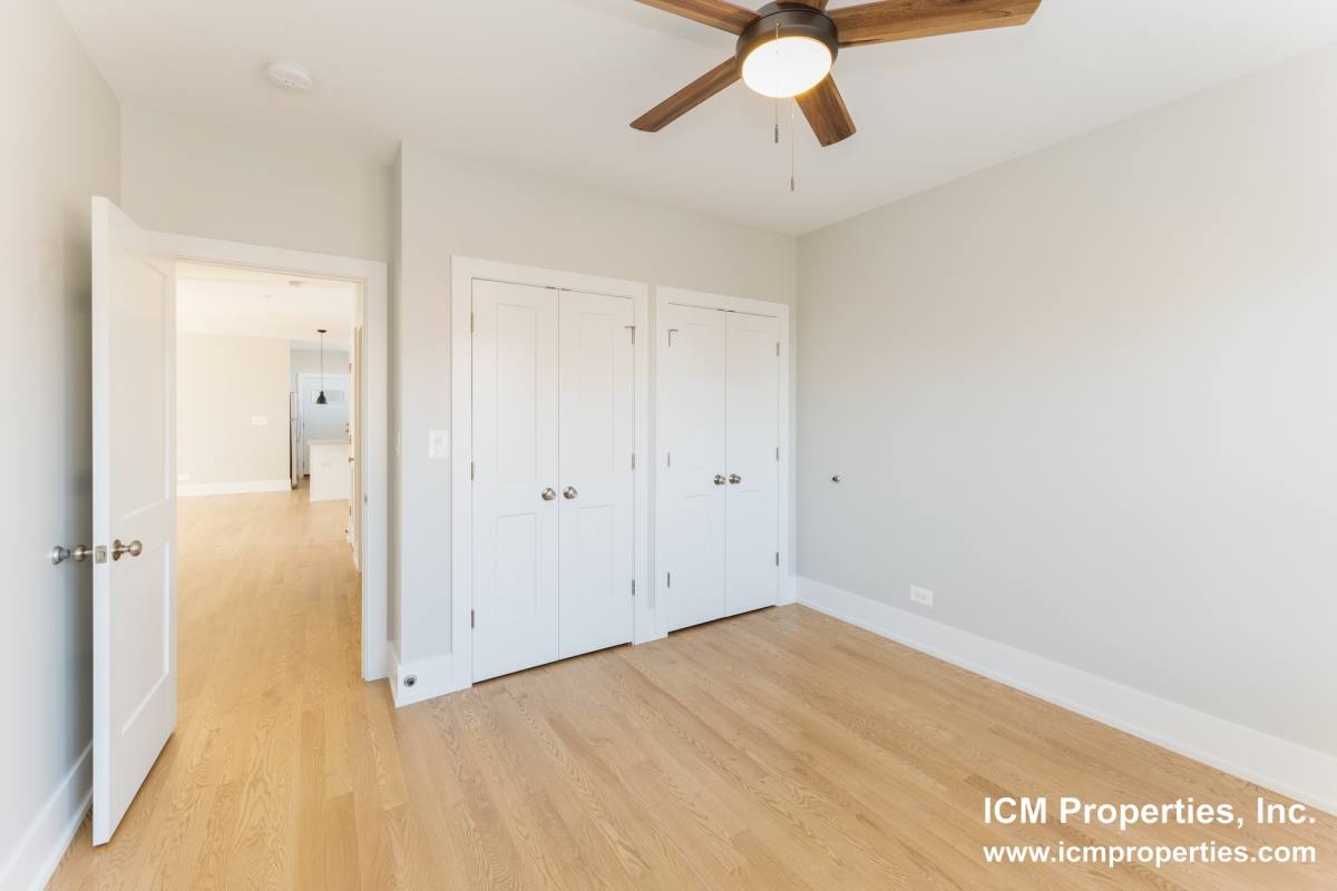 Apartment for rent at 2613 W Berwyn Ave #2617-3B Fp, Chicago, IL 60625