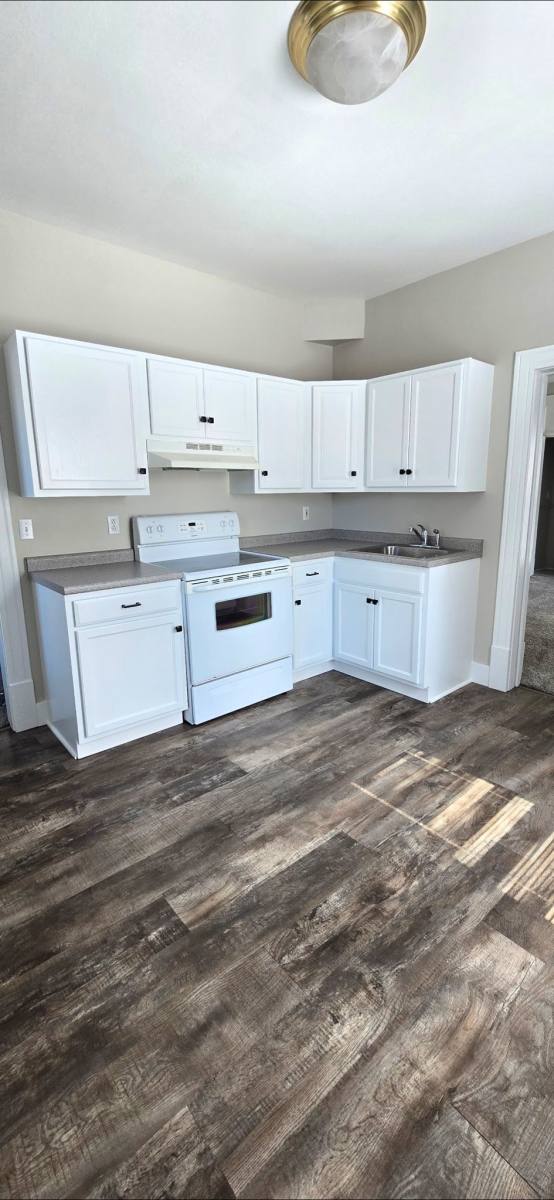 Apartment for rent at 1102 W 8th St #1R, Erie, PA 16502