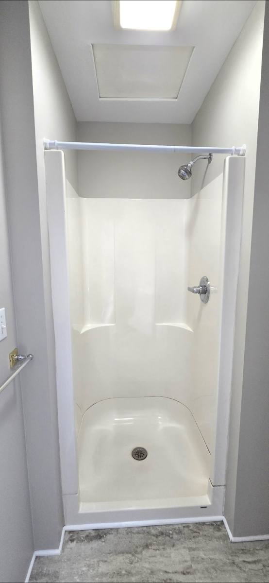 Apartment for rent at 1102 W 8th St #1R, Erie, PA 16502