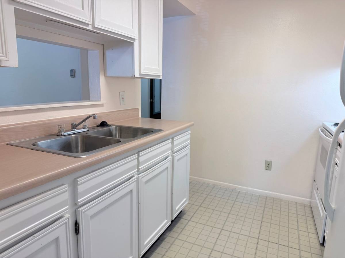Apartment for rent at 132 El Paso Blvd, Manitou Springs, CO 80829