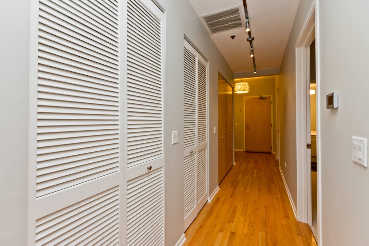 Apartment for rent at 1201 W Adams St #709, Chicago, IL 60607