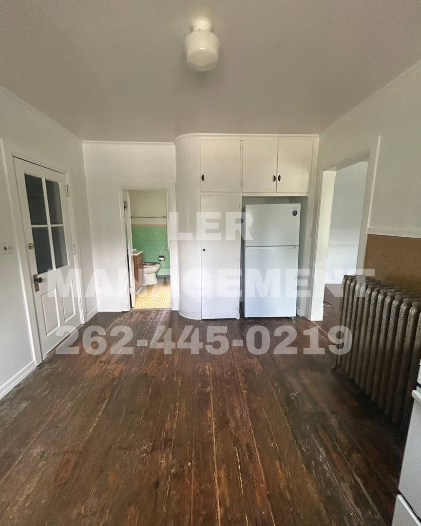 Apartment for rent at 920 62nd St, Kenosha, WI 53143