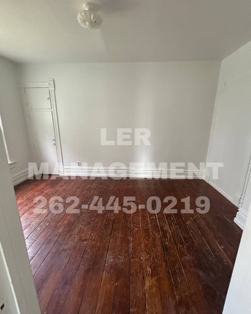 Apartment for rent at 920 62nd St, Kenosha, WI 53143