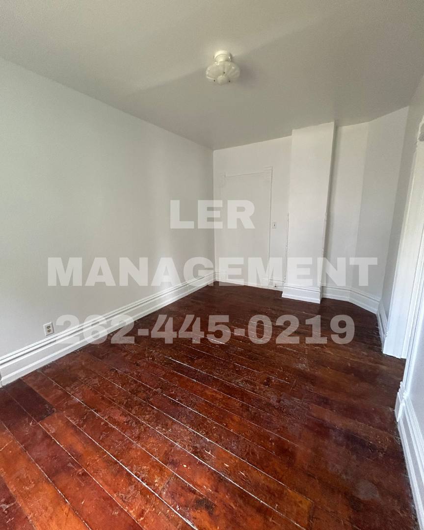Apartment for rent at 920 62nd St, Kenosha, WI 53143