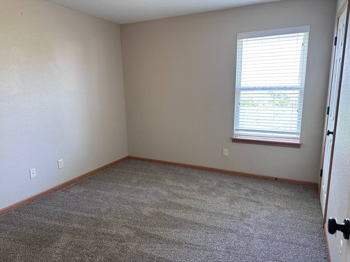 Apartment for rent at 9416 SE 2nd St, Lees Summit, MO 64064
