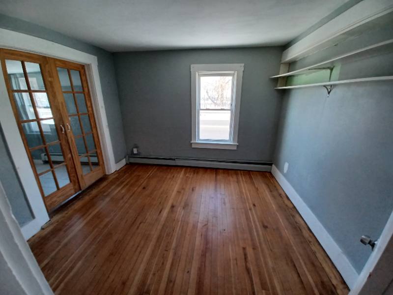Apartment for rent at 440 Lincoln St #1, Lewiston, ME 04240