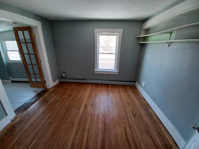 Apartment for rent at 440 Lincoln St #1, Lewiston, ME 04240