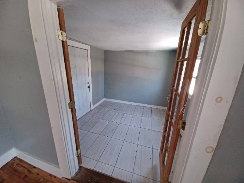 Apartment for rent at 440 Lincoln St #1, Lewiston, ME 04240