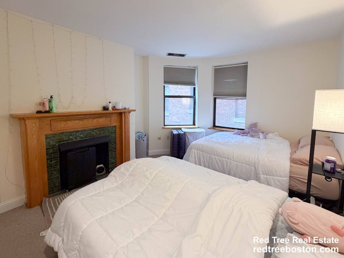Condo for rent at 84 Gainsborough St #106W, Boston, MA 02115