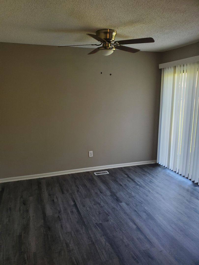 Apartment for rent at 7013-7015 Orchard, Liberty, MO 64068
