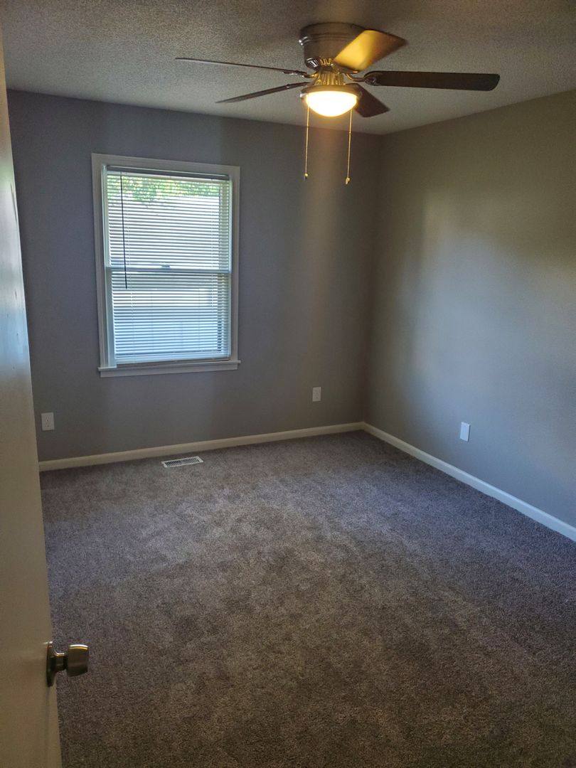 Apartment for rent at 7013-7015 Orchard, Liberty, MO 64068