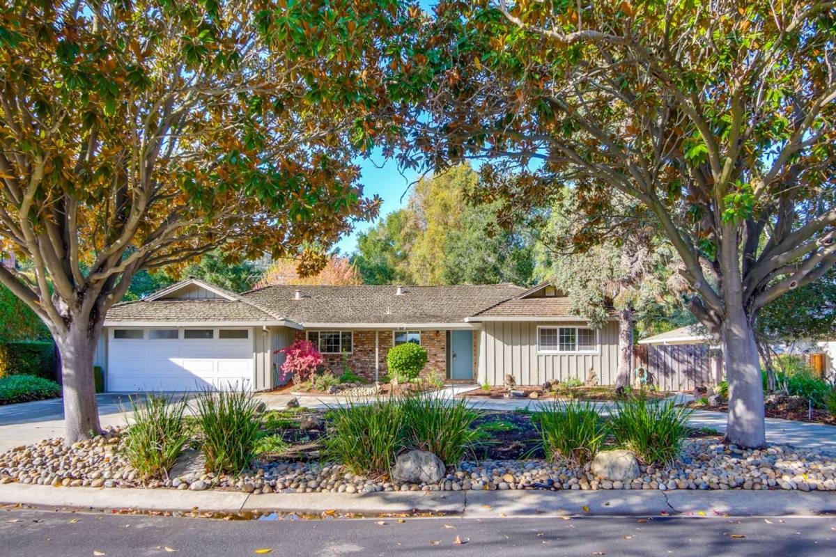 House for rent at 130 S Avalon Dr, Los Altos, CA 94022