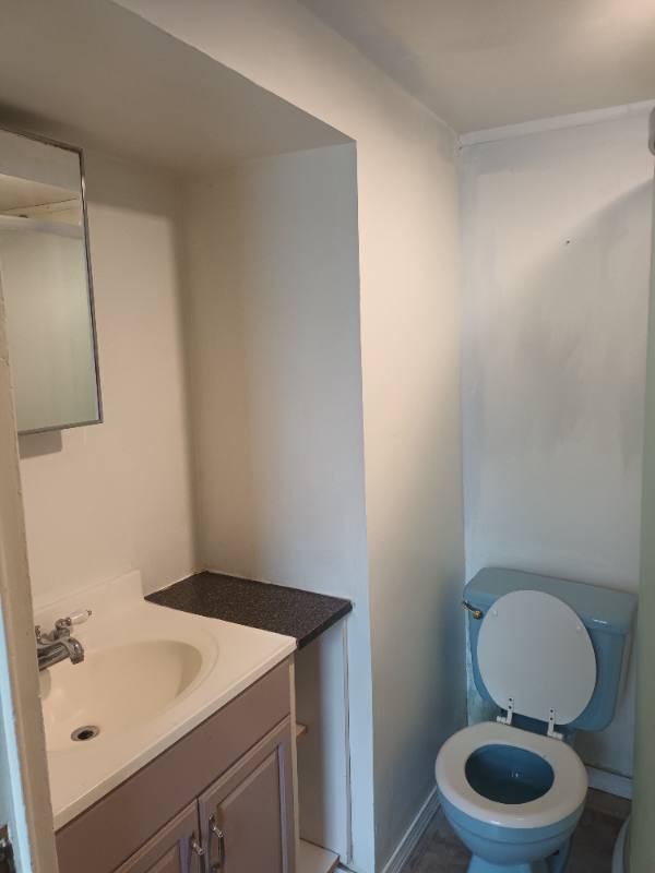 Apartment for rent at 30 Hardy St #1FL, Cranston, RI 02920