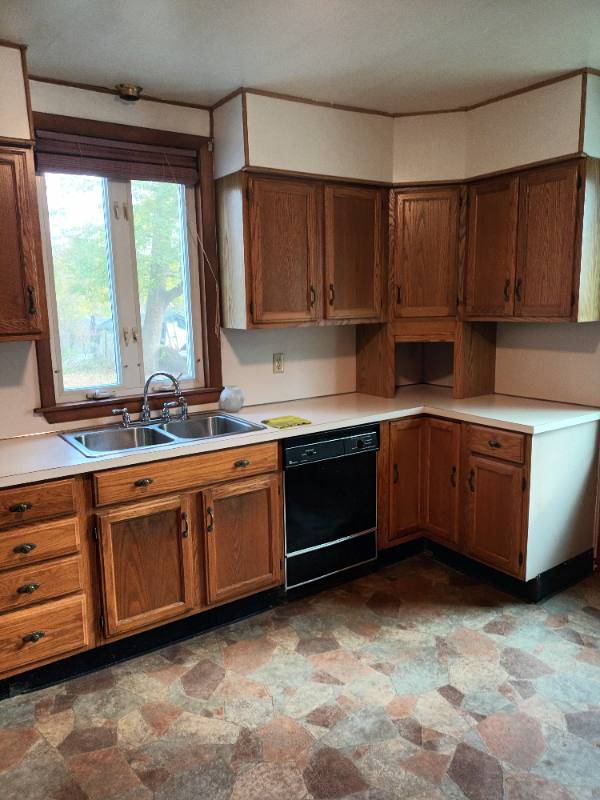 Apartment for rent at 30 Hardy St #1FL, Cranston, RI 02920