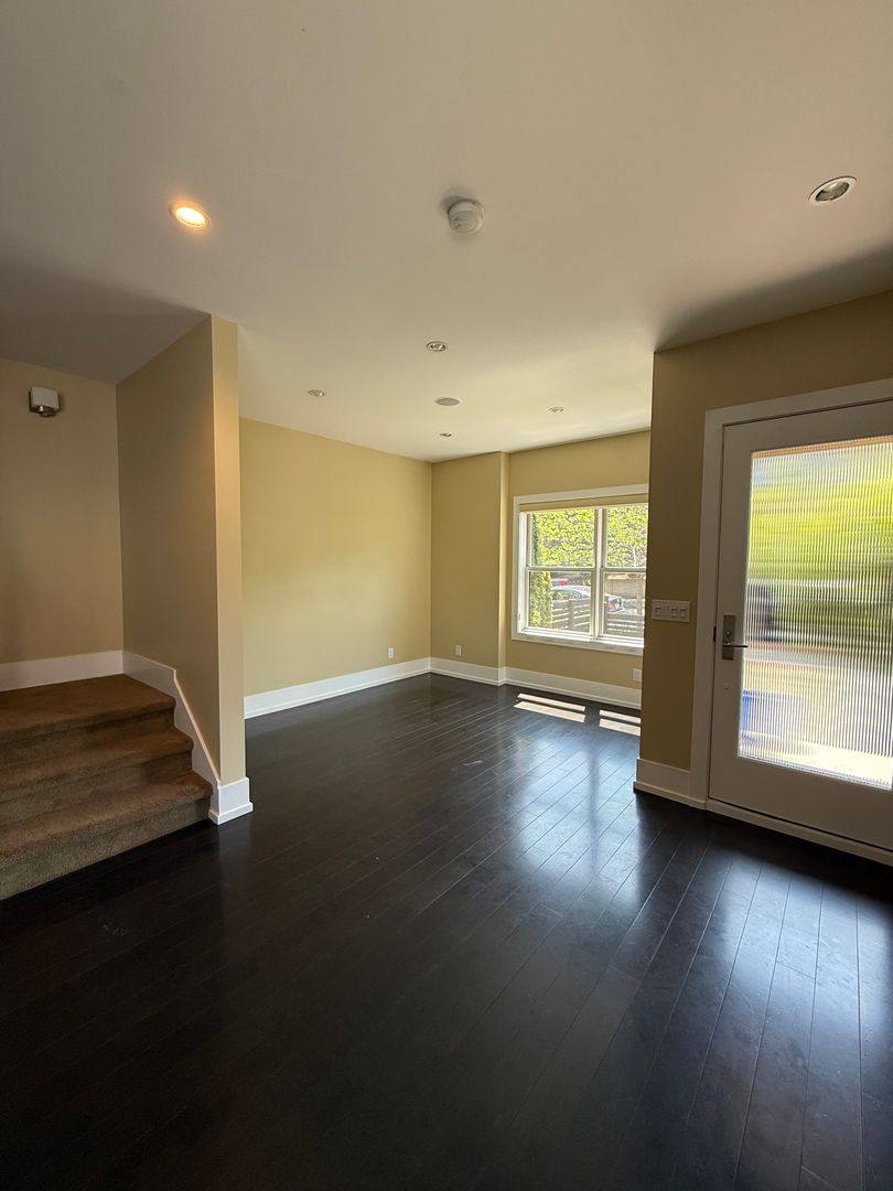 House for rent at 62 W Etruria St, Seattle, WA 98119
