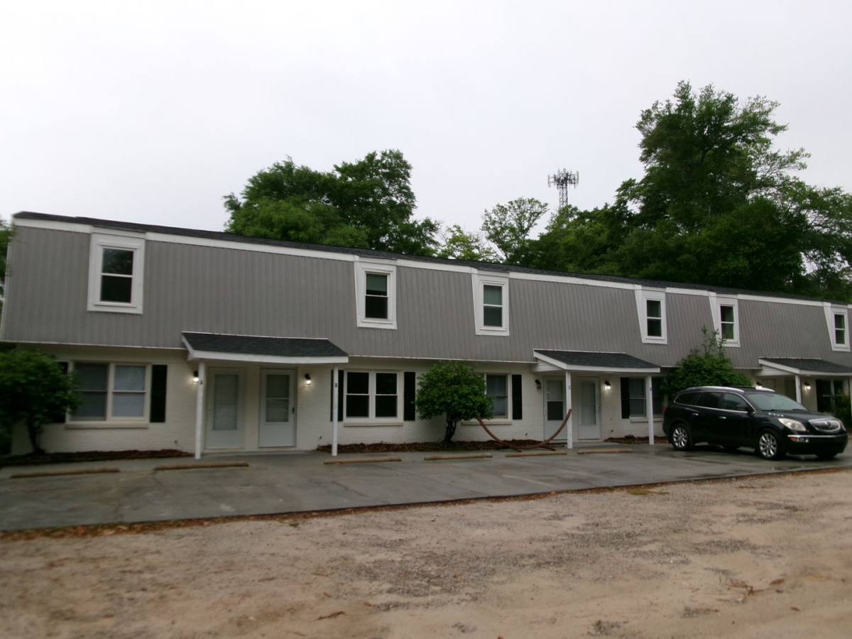 Townhouse for rent at 4346 Oak St, Little River, SC 29566