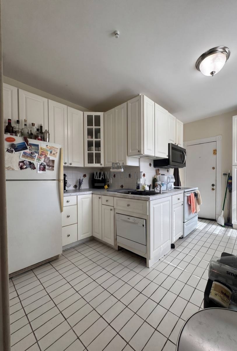 Apartment for rent at 44 Orkney Rd #5, Brighton, MA 02135