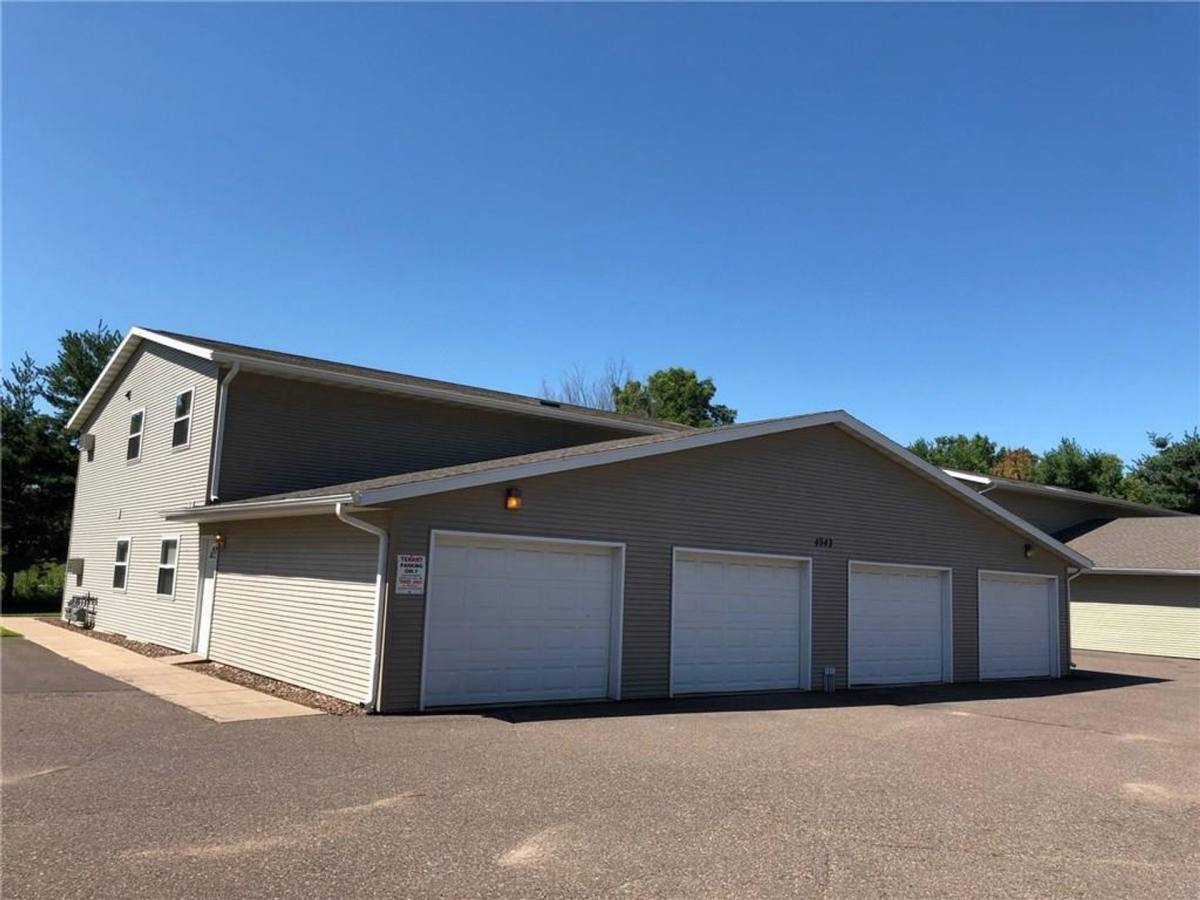 Townhouse for rent at 4943 Kappus Dr, Eau Claire, WI 54701