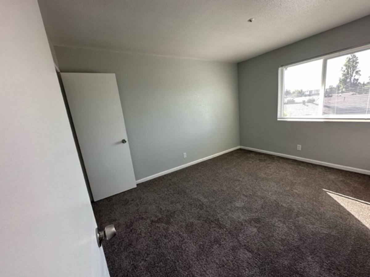 Apartment for rent at 29536 Dixon St, Hayward, CA 94544