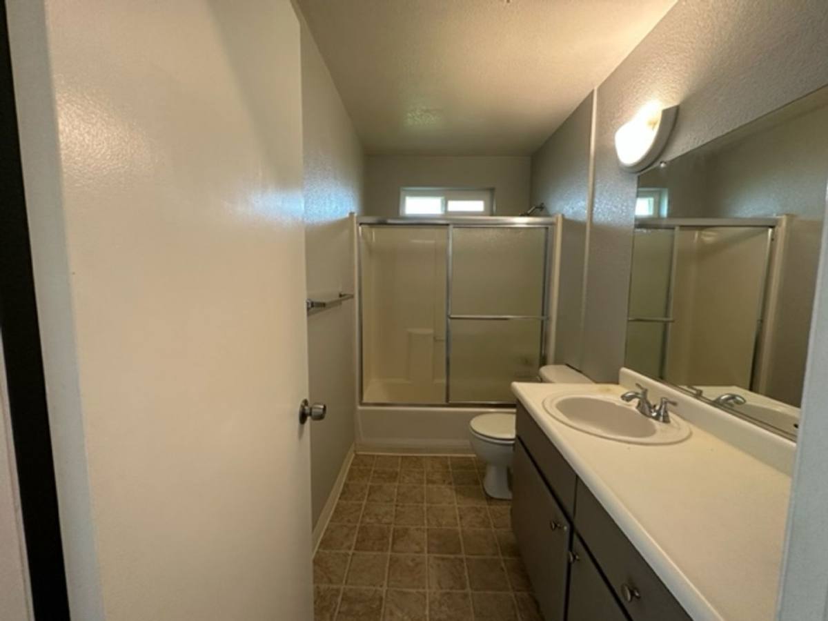 Apartment for rent at 29536 Dixon St, Hayward, CA 94544