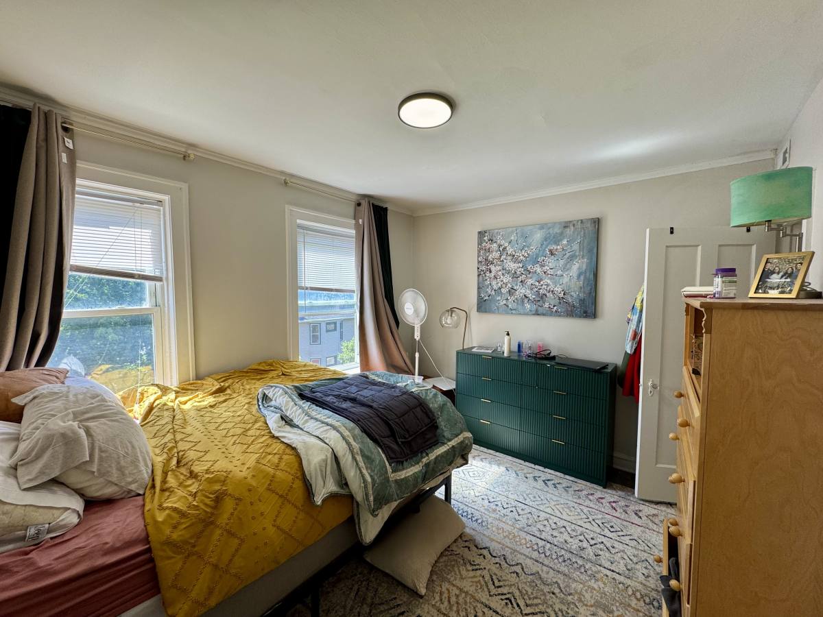 Apartment for rent at 5319 N Hoyne #3F, Chicago, IL 60625