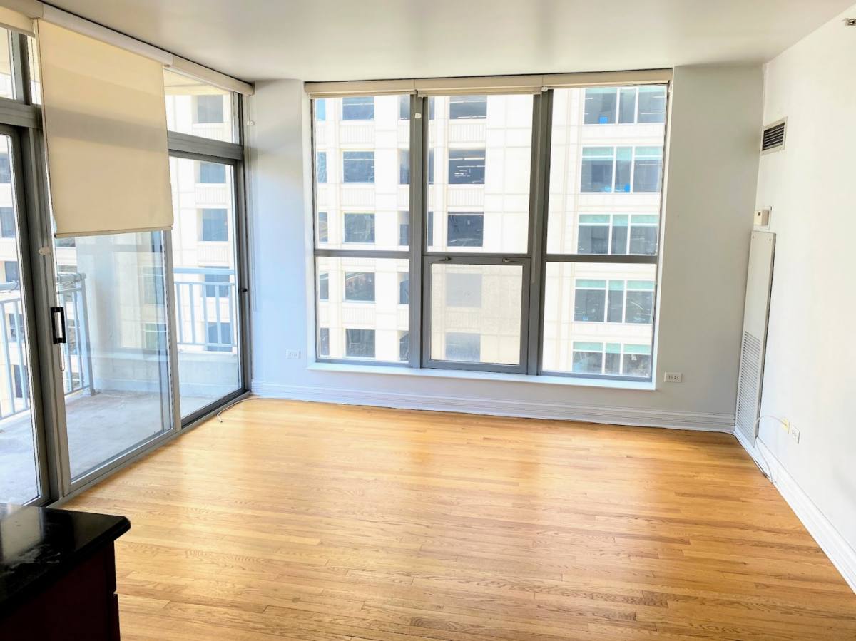 Apartment for rent at 600 N Dearborn St #811, Chicago, IL 60654