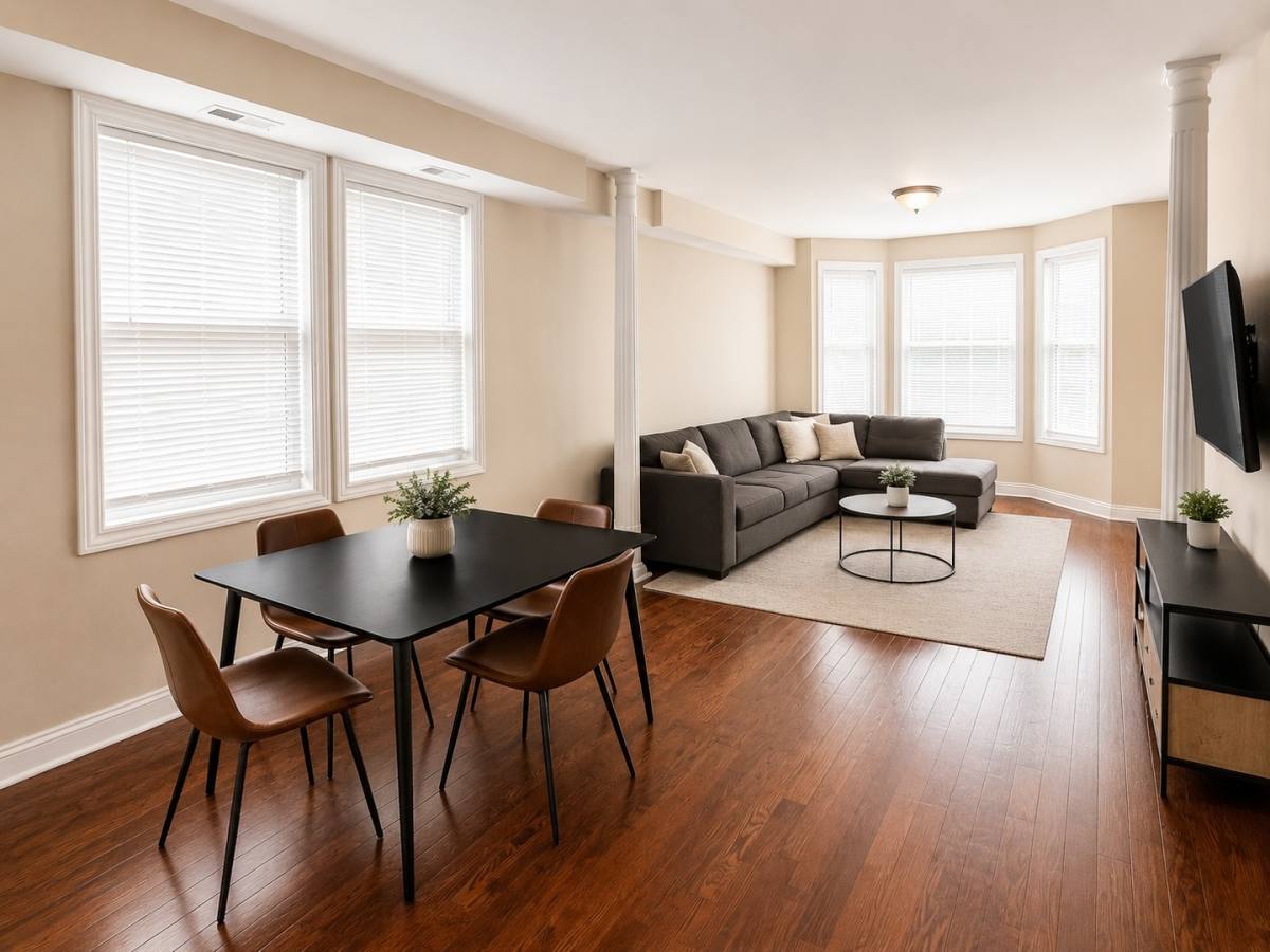 Apartment for rent at 5328 W Leland Ave #1, Chicago, IL 60630