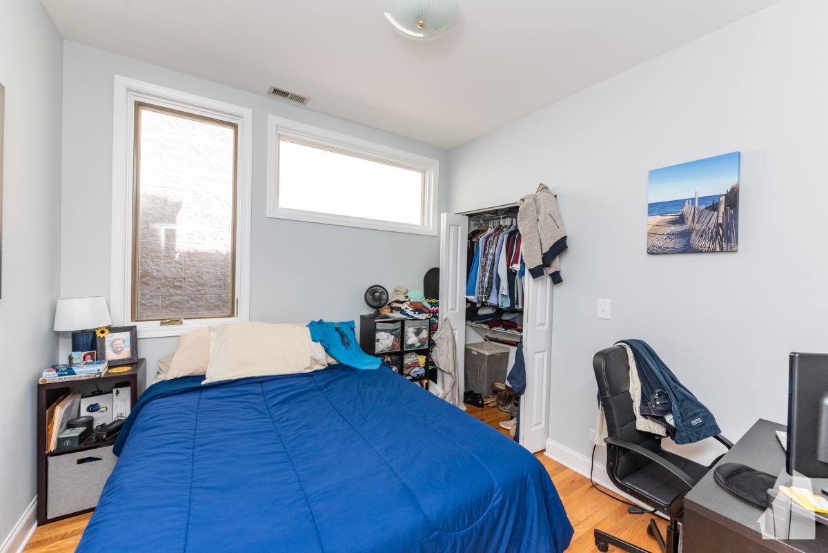 Apartment for rent at 1133 W Addison #3, Chicago, IL 60613