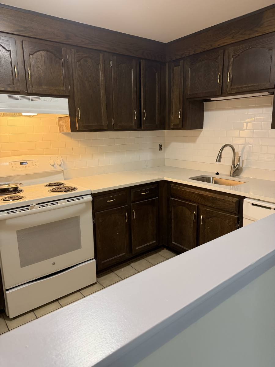 Apartment for rent at 52 Main St #3A, Stoneham, MA 02180