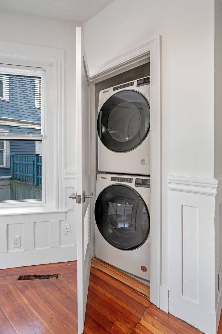 Apartment for rent at 305-307 Medford St, Somerville, MA 02143
