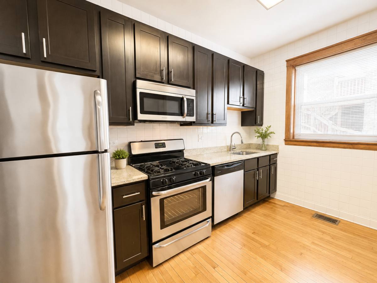Apartment for rent at 1535 W Addison #1, Chicago, IL 60613