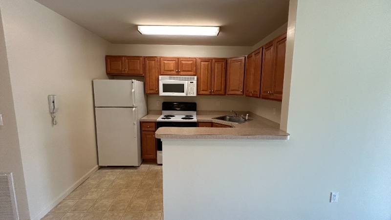 Apartment for rent at 465 Kings Rd #4, Schenectady, NY 12304