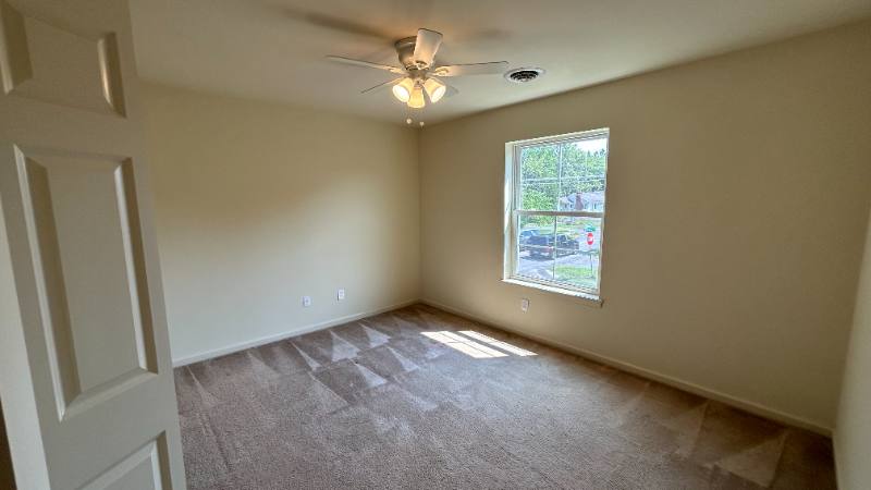 Apartment for rent at 465 Kings Rd #4, Schenectady, NY 12304