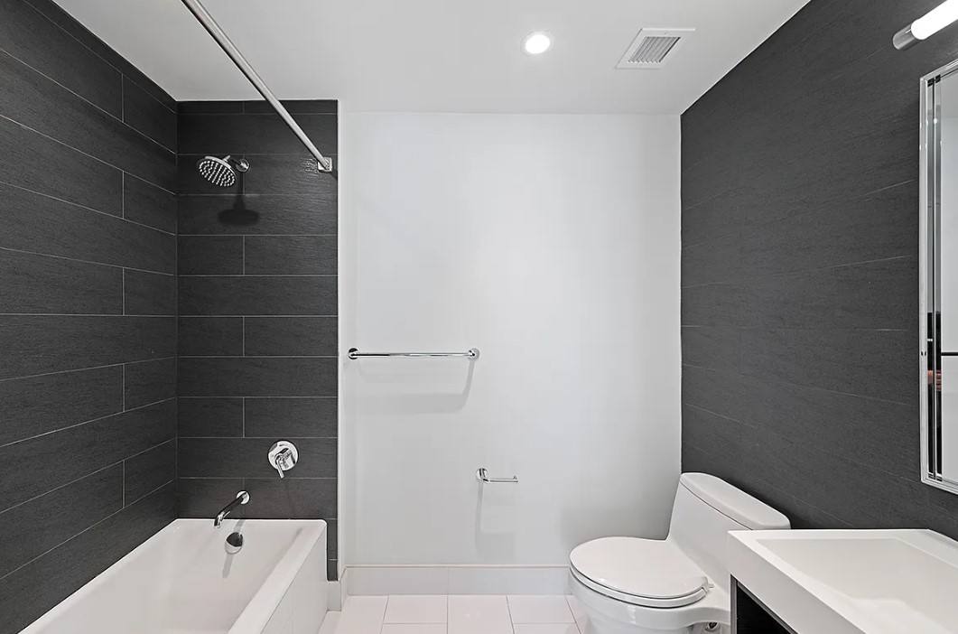 Apartment for rent at 551 10th Ave #32H, New York, NY 10018