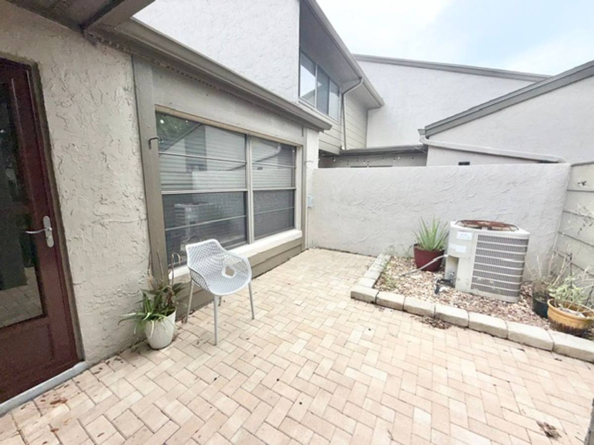 Townhouse for rent at 1003 Sherrywood St, Casselberry, FL 32730