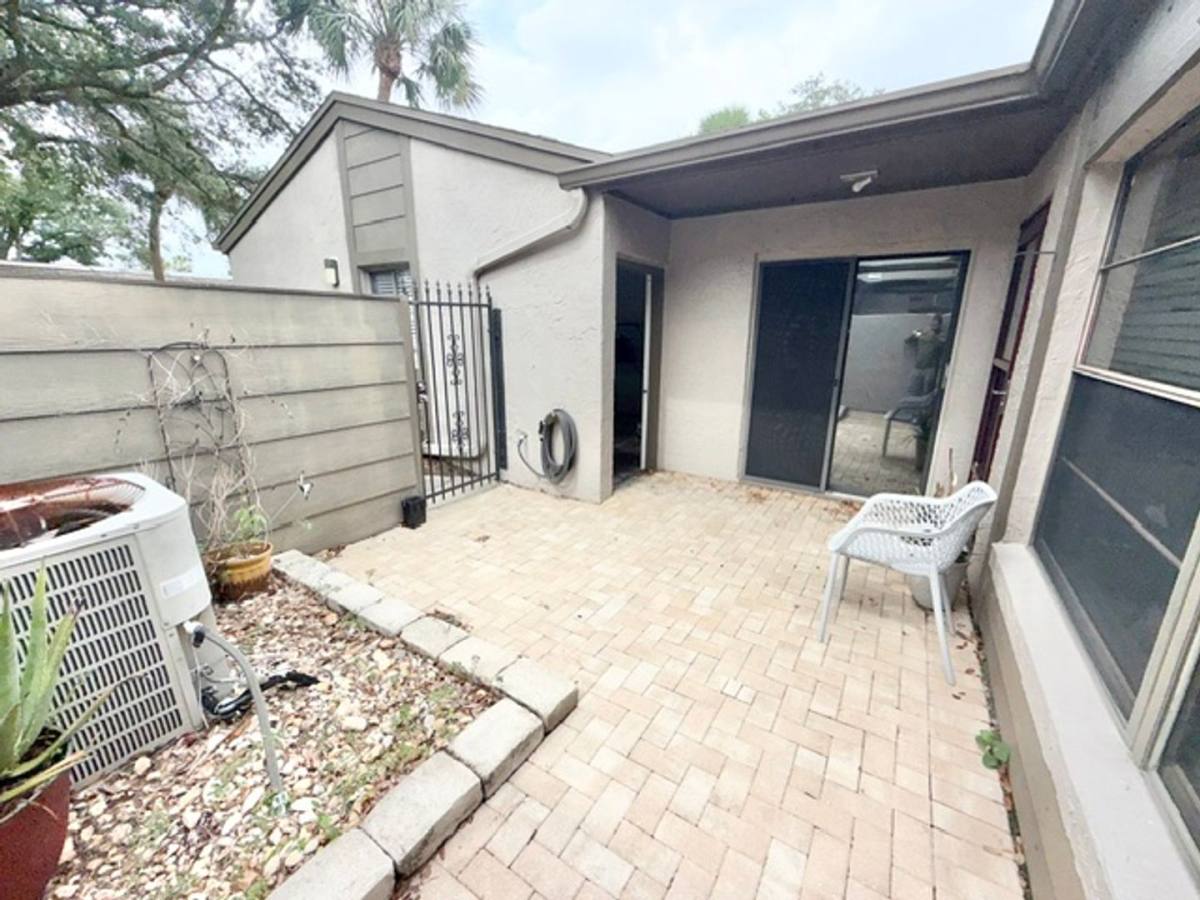 Townhouse for rent at 1003 Sherrywood St, Casselberry, FL 32730