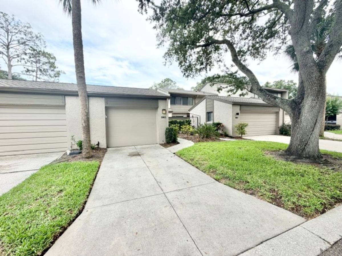 Townhouse for rent at 1003 Sherrywood St, Casselberry, FL 32730