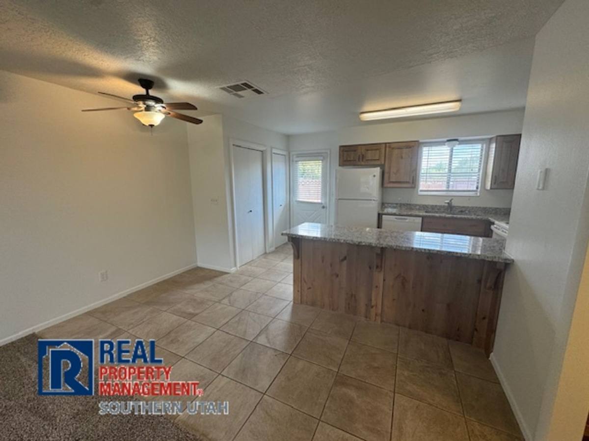 Townhouse for rent at 1727 W 950 N, Saint George, UT 84770